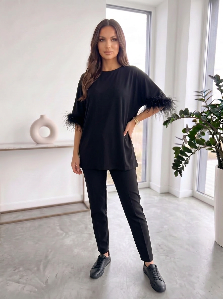 Bluzka oversize z piórkami przy rękawach kod 1005